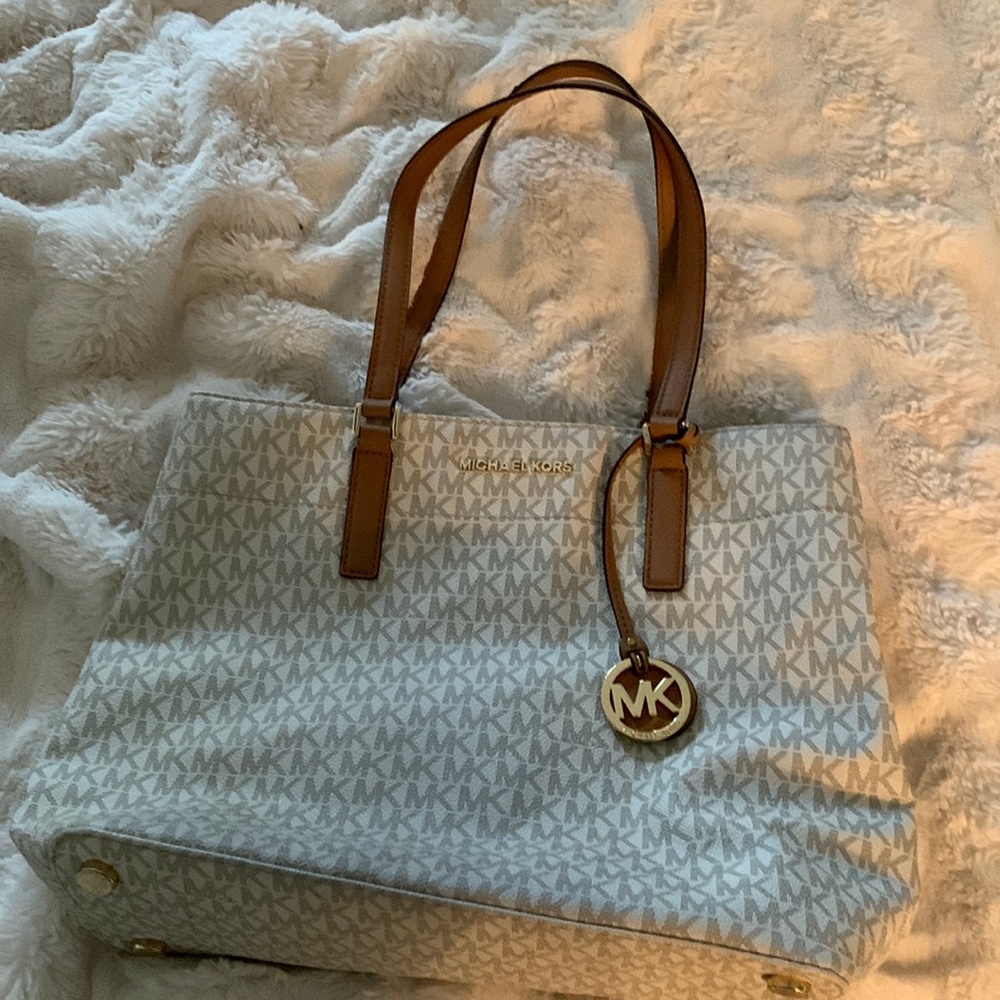 Michael Kors White Print Tote